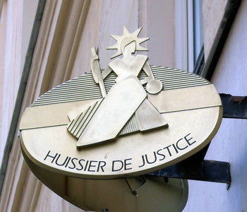 comment devenir huissier de justice